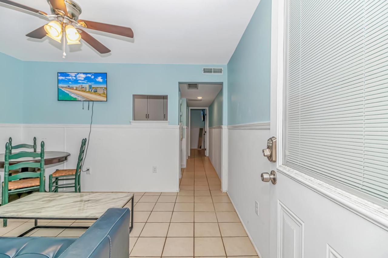 125 Atlantic Avenue Unit E - Pet Friendly! Walk To The Beach And Pier!1Br -1Ba - Sleeps 2-4 Guests! Myrtle Beach Kültér fotó