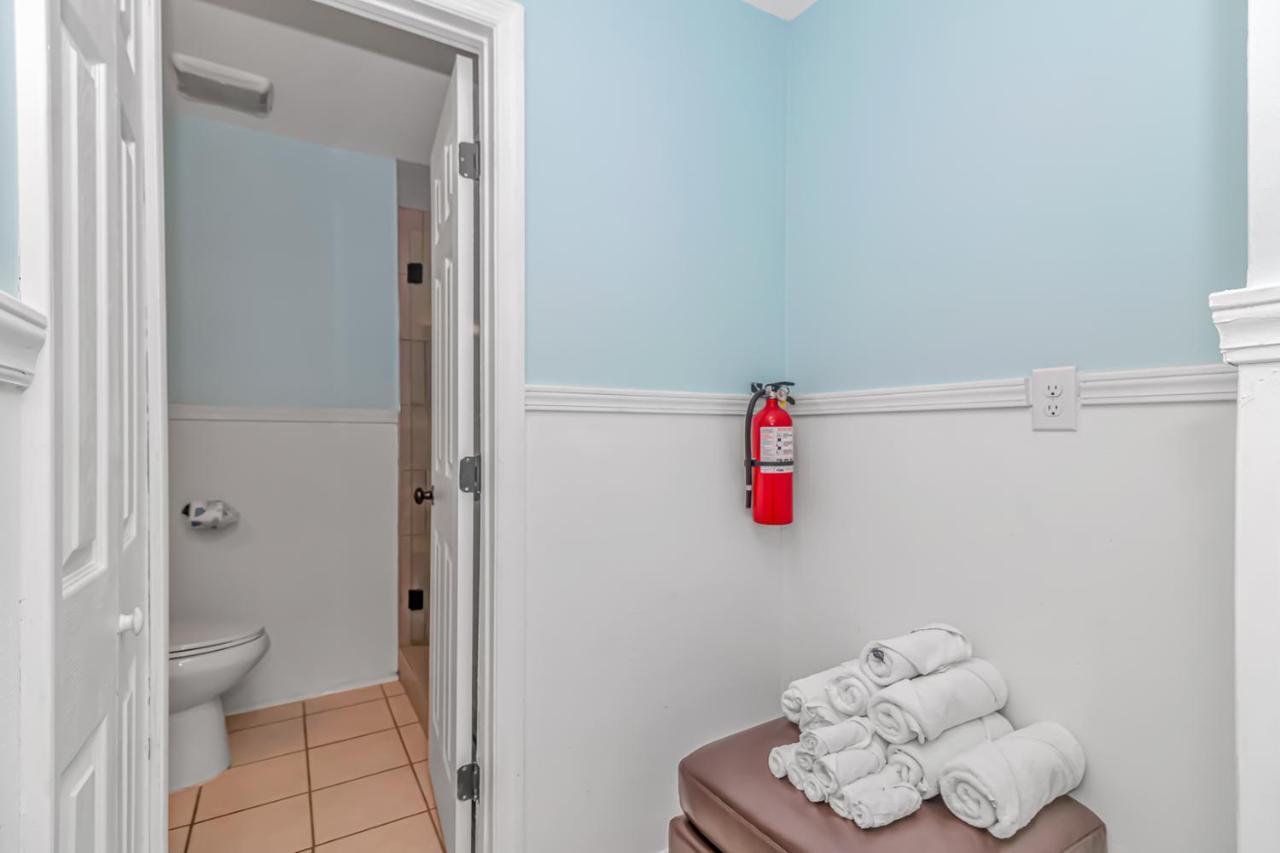 125 Atlantic Avenue Unit E - Pet Friendly! Walk To The Beach And Pier!1Br -1Ba - Sleeps 2-4 Guests! Myrtle Beach Kültér fotó