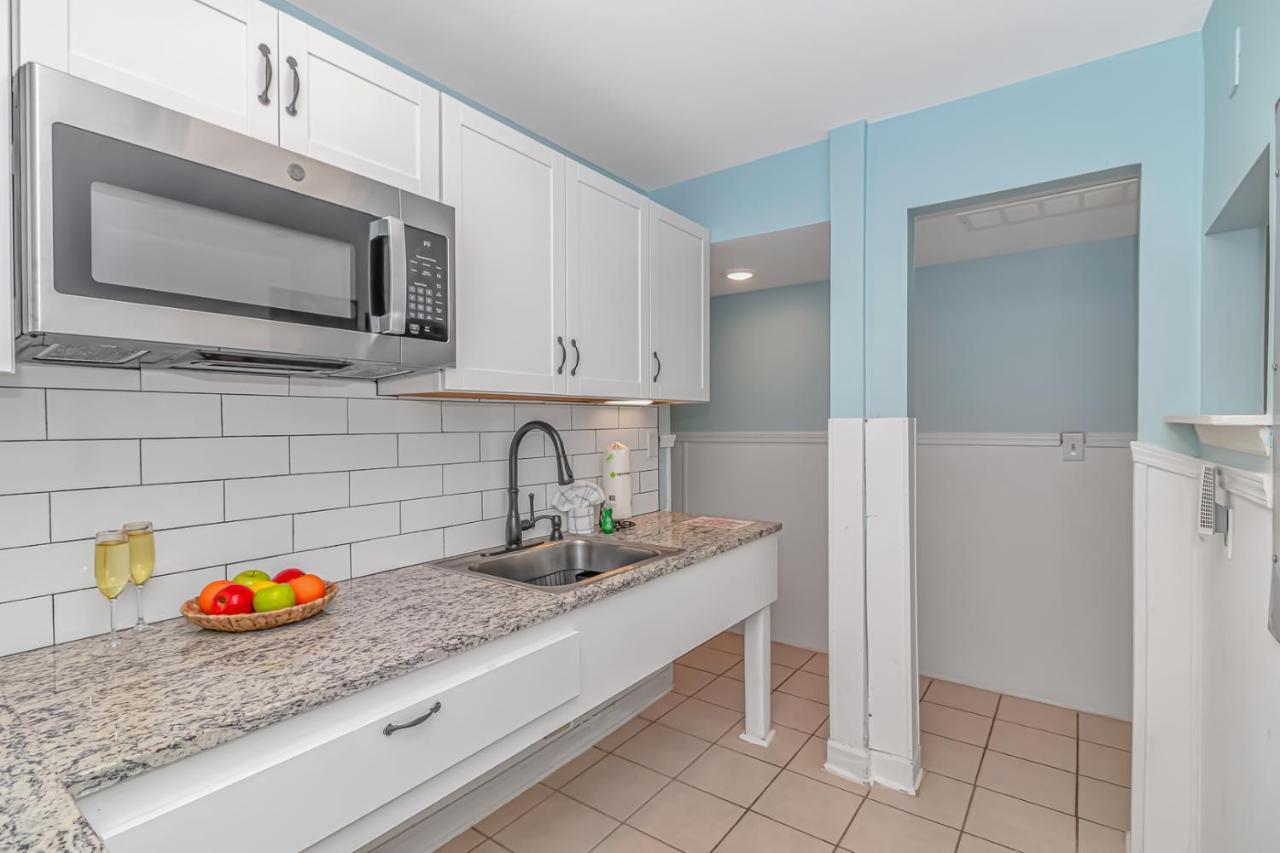 125 Atlantic Avenue Unit E - Pet Friendly! Walk To The Beach And Pier!1Br -1Ba - Sleeps 2-4 Guests! Myrtle Beach Kültér fotó
