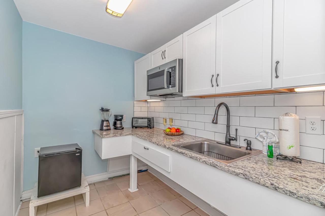 125 Atlantic Avenue Unit E - Pet Friendly! Walk To The Beach And Pier!1Br -1Ba - Sleeps 2-4 Guests! Myrtle Beach Kültér fotó