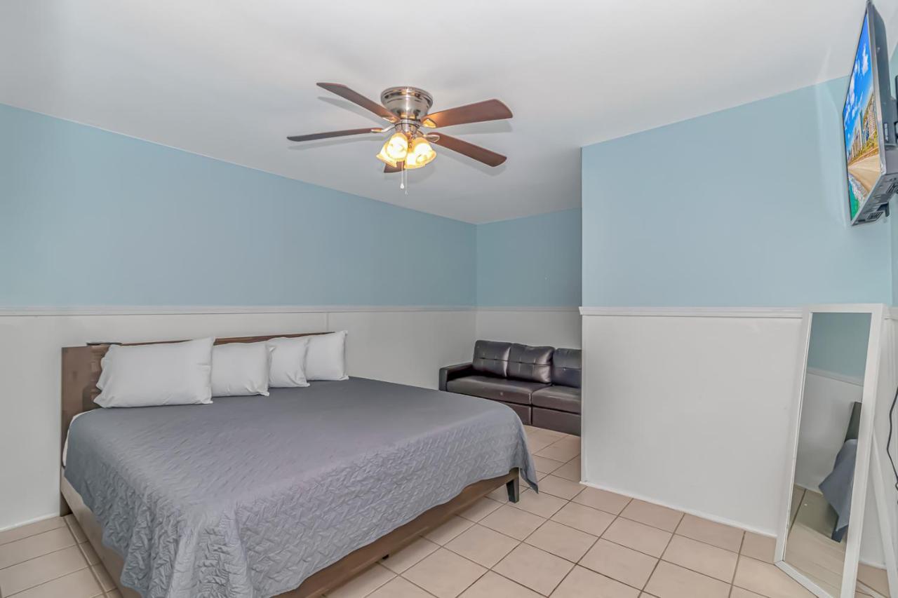 125 Atlantic Avenue Unit E - Pet Friendly! Walk To The Beach And Pier!1Br -1Ba - Sleeps 2-4 Guests! Myrtle Beach Kültér fotó