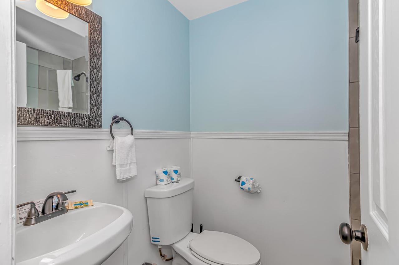 125 Atlantic Avenue Unit E - Pet Friendly! Walk To The Beach And Pier!1Br -1Ba - Sleeps 2-4 Guests! Myrtle Beach Kültér fotó